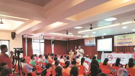 Notes from the Suburbs: RTO campaign teaches students to ride bike with road sense