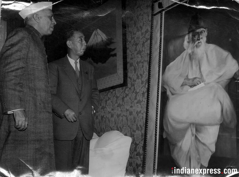 Rabindranath Tagore's 77th death anniversary: Rare photos of 'Gurudev' with Mahatma Gandhi