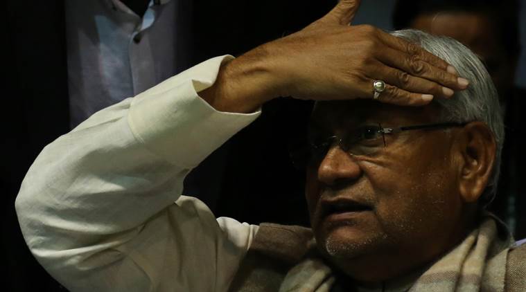 Youth throws slippers at Nitish Kumar to protest quota