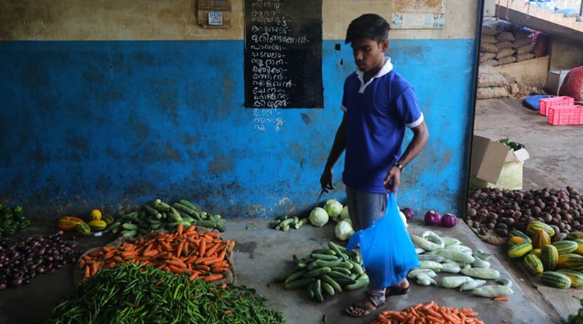 In the wake of the floods which claimed 231 lives since August 8 and destroyed property worth crores, Kerala has decided not to observe Onam this year. One of the most crowded markets in Aluva town wore a deserted look on Friday. (Express photo/Nirmal Harindran)