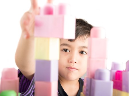 play and learn, child creativity