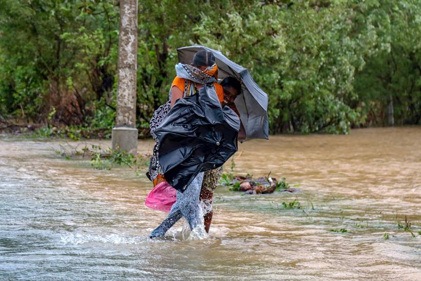 kerala rains, flood, southwest monsoon, kochi airport, red alert,