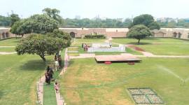 Clean up toilets, canteen at Rajghat, says Delhi HC