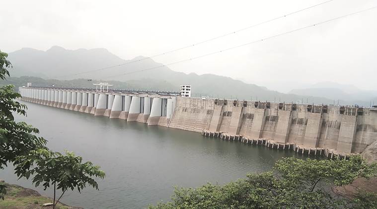 Outflow from Sardar Sarovar Dam reduced, Gujarat stares at water crisis ...