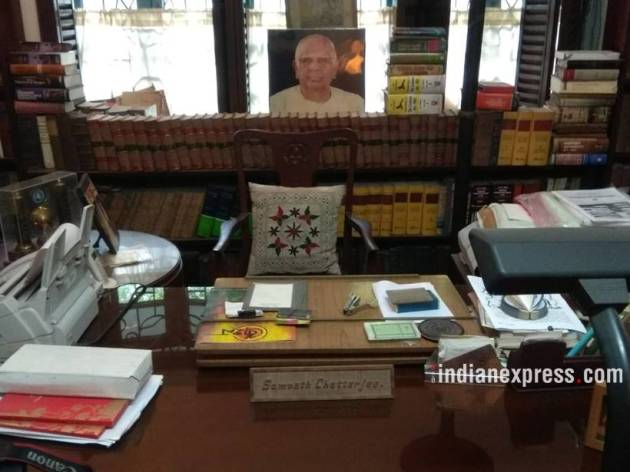 somnath chatterjee dead, somnath chatterjee passes away, somnath chatterjee photos, who is somnath chatterjee, somnath chatterjee life, lok sabha speaker passed away