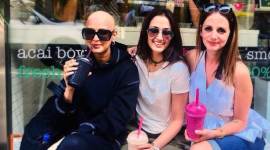 Sonali Bendre Friendship Day cancer bald photo Hrithik Roshan Suzanne Khan
