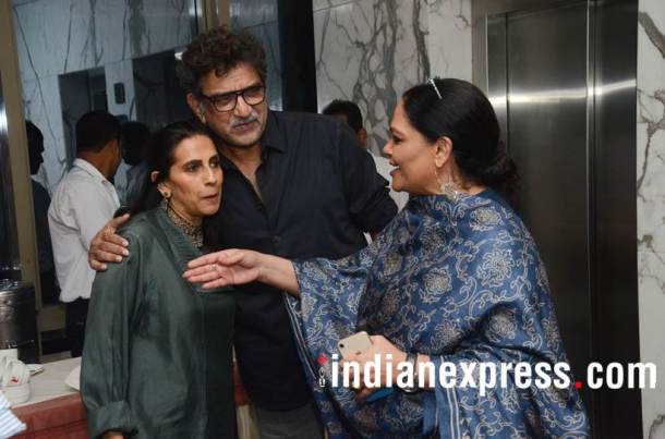 Tanvi Azmi, Baba Azmi, Sunita Kapoor