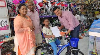 Kerala floods, kerala floods status, TN girl donates money, girl domates money saved for cycle, girl donation, cycle girl, Tamil Nadu girl, Kerala floods status, kerala status, kerala death toll,