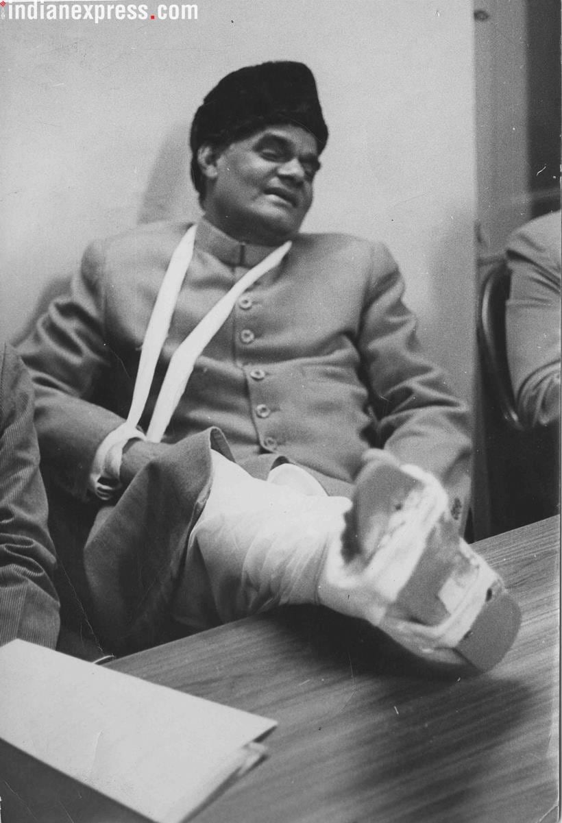 Atal Bihari Vajpayee, Atal Bihari Vajpayee dead0, Atal Bihari Vajpayee photos, Vajpayee rare photos, Vajpayee health, Vajpayee death, BJP leader Vajpayee, Former Prime Minister, AIIMS, India news, Indian Express news