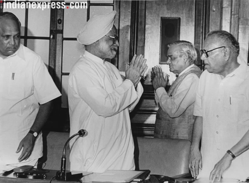 Atal Bihari Vajpayee, Atal Bihari Vajpayee dead0, Atal Bihari Vajpayee photos, Vajpayee rare photos, Vajpayee health, Vajpayee death, BJP leader Vajpayee, Former Prime Minister, AIIMS, India news, Indian Express news