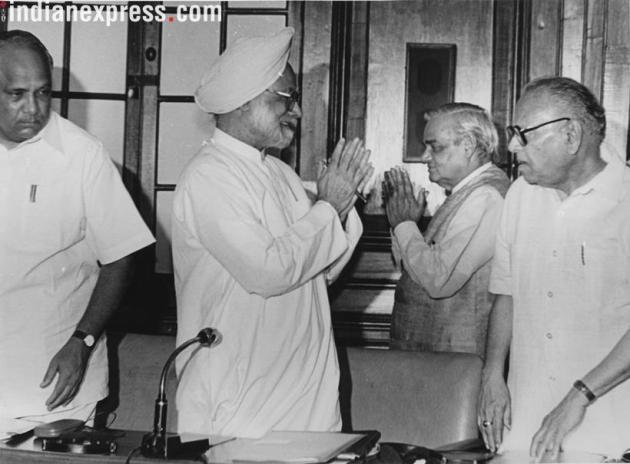 Atal Bihari Vajpayee, Atal Bihari Vajpayee dead0, Atal Bihari Vajpayee photos, Vajpayee rare photos, Vajpayee health, Vajpayee death, BJP leader Vajpayee, Former Prime Minister, AIIMS, India news, Indian Express news