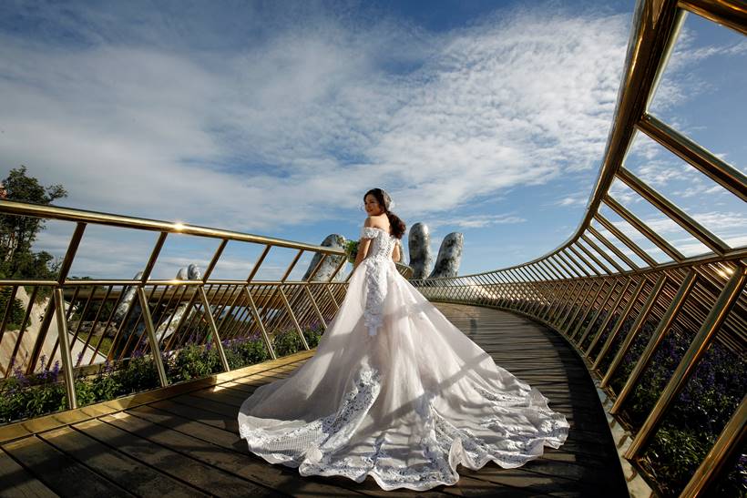 In the hands of the gods: Vietnam's Golden Bridge has giant support