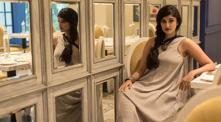 sari, ways to drape a sari, easy ways to drape sari, armhole sari, indian express, indian express news