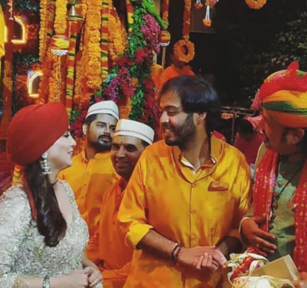 akash ambani at ganesh utsav