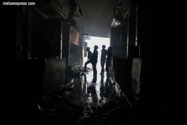 Poignant photos that capture the aftermath of Kolkata’s Bagree Market ...