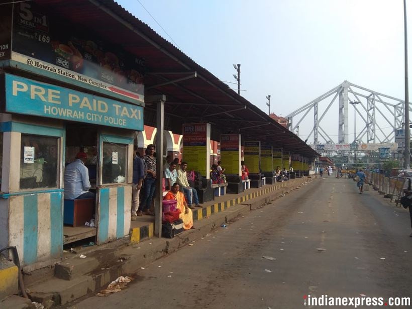 West Bengal bandh turns violent as protestors vandalise buses, torch tyres