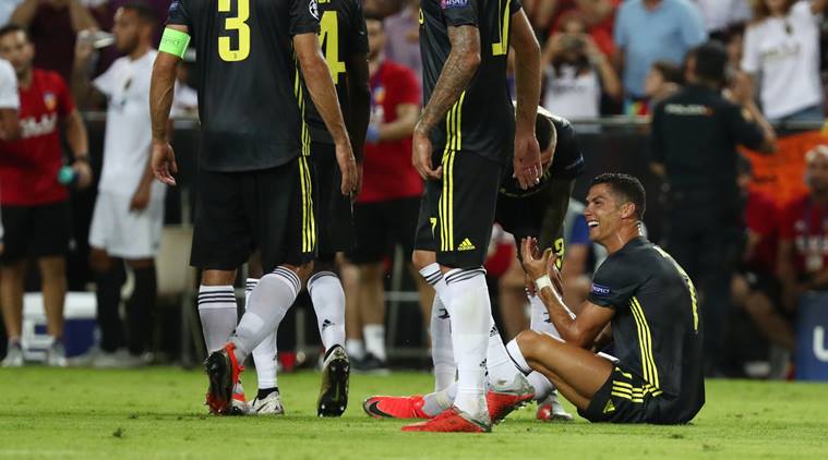 Champions League wrap-up: Cristiano Ronaldo sent off but Juventus win 2-0 at Valencia