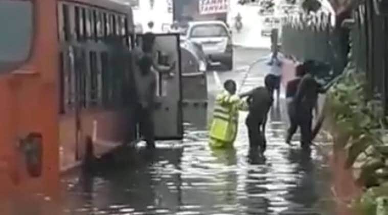 Delhi police, delhi police tweet, delhi police viral tweet, delhi police twitter, social media, police tweets,