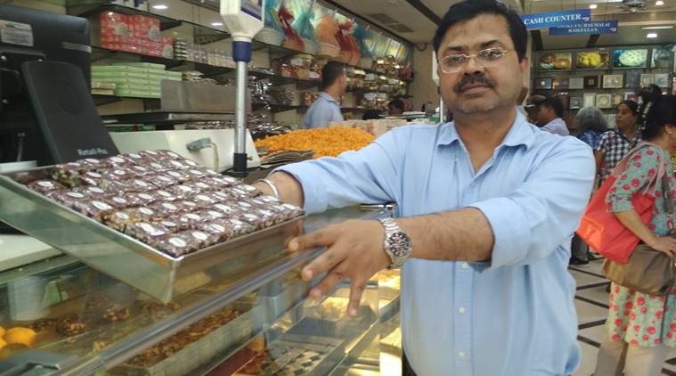 evergreen sweet house, delhi, sweets, savouries, green park, jain foods, Mohan Lal, Akhtiari Lal, Shyam Lal Chopra, indian express, indian express news