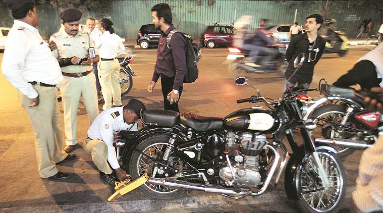 Pune: Traffic police plans crackdown on manufacturers and sellers