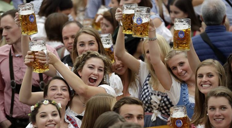 Beer flows as Germany’s Oktoberfest opens in Munich | World News News ...