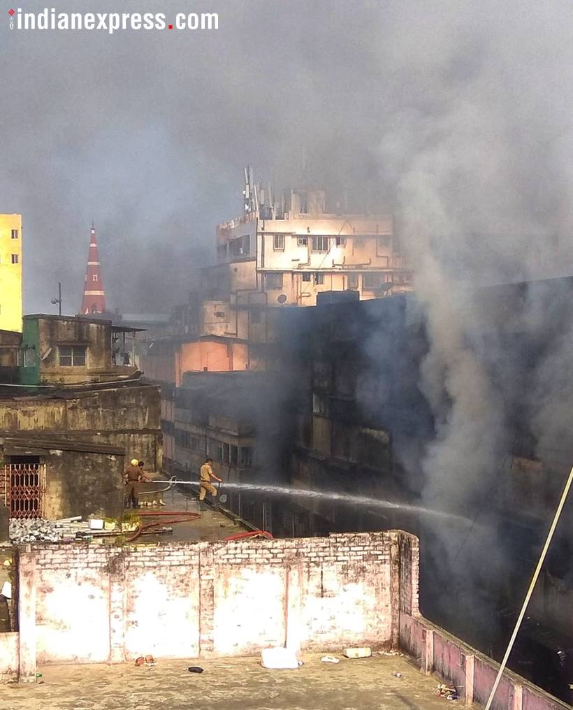 A day later, fire at Kolkata's Bagree Market yet to be contained