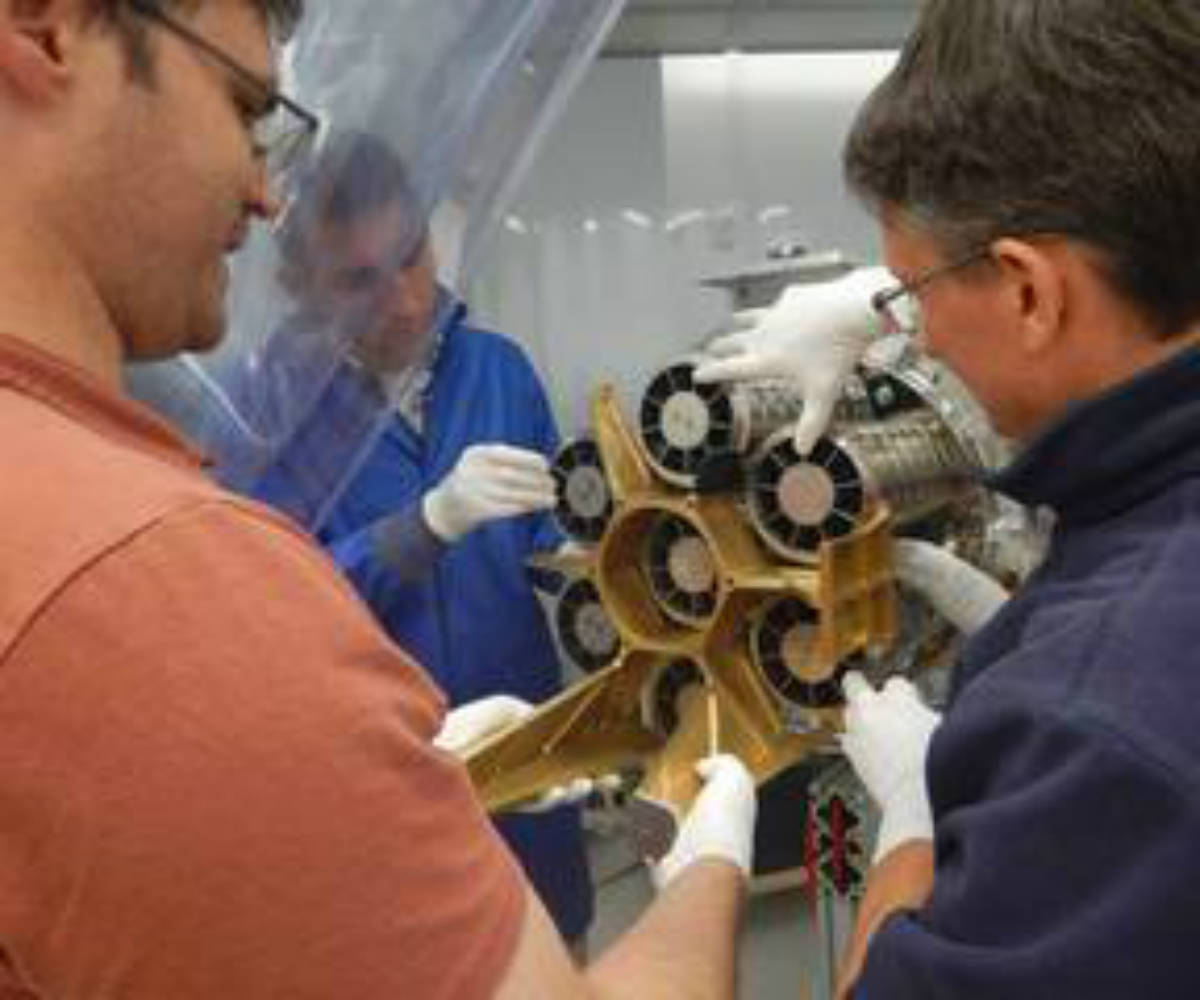 NASA Sun scanning mission, FOXSI mission launch date, astronomical objects, radio waves, Sun measurements, X-ray telescopes, NASA solar probes, low energy imaging