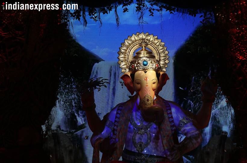 Ganpati Images, Ganapati festival, Ganesh Chaturthi, Lalbaugcha Raja 2018, ganesh puja mumbai, Mumbai festival, tallest idol, Mumbai news, Ganesh Chaturthi photos, Ganapati festival photos
