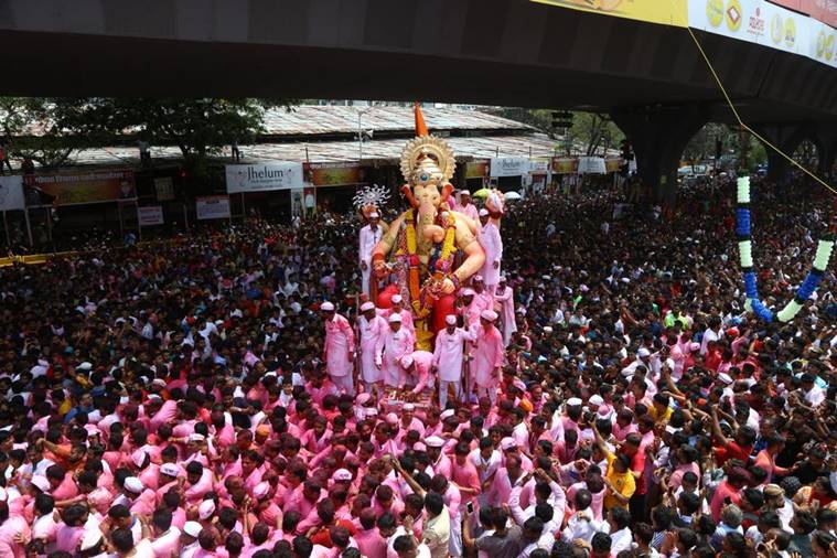 ganpati visarjan photos