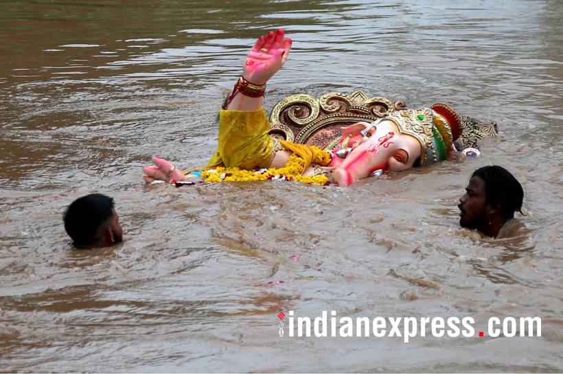 ganpati visarjan photos