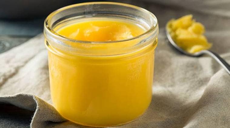 ghee, ghee hacks, indianexpress.com, indianexpress, indianexpressonline, indianexpressnews, mantequilla clarificada, cocina india, trucos de cocina, trucos de cocina, trucos de cocina en la cocina, historia de la comida india, consejos de cocina india, cómo comprobar la pureza de ghee, qué tan pura es ghee, cómo verificar si el ghee es puro, pureza del ghee, tipos de ghee puro, qué es el ghee, tipos de mantequilla clarificada, qué es la mantequilla clarificada, mantequilla clarificada en casa, cómo verificar la adulteración del ghee, impurezas en el ghee, cómo comprobar las impurezas en ghee, identificar la pureza de ghee, ghee de productos lácteos, comprobar la pureza de ghee, marcas de ghee puro, adulteración de ghee de aceite de coco, calentar ghee para comprobar la impureza, adulteración de vanaspati, almidón y ghee, aceites vegetales ghee adulterado, ghee impuro, pureza de ghee, ghee, mantequilla clarificada, beneficios para la salud, remedio casero, salud Indian Express, ghee para la salud, nutrición de ghee, ghee puro, dónde encontrar ghee puro,