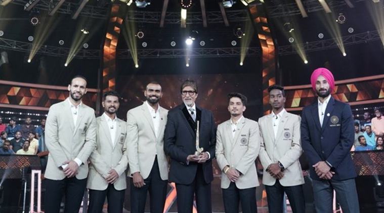 Amitabh Bachchan on the sets of Kaun Banega Crorepati alongside the Indian hockey team
