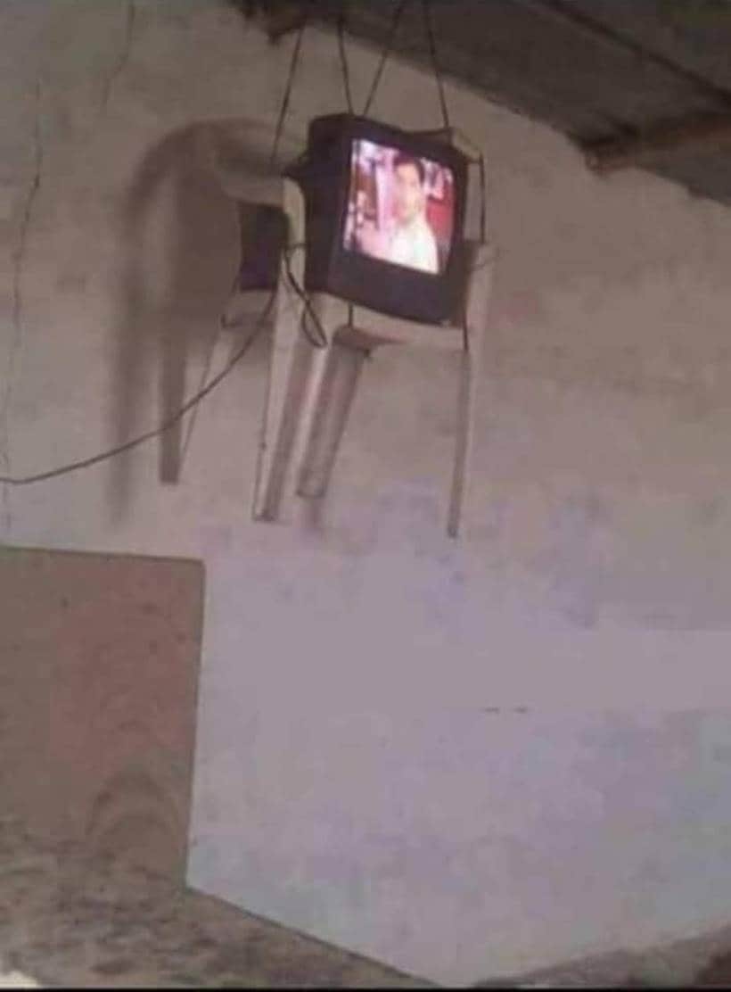 life hacks, jugaad, easy life hacks, funny life hacks pictures, indian jugaad, what is jugaad, work made easy jugaad, funny memes, hilarious memes, viral pictures, funny viral pictures, indian express, indian express news