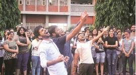 Mela Votaan Da returns: First day, first show of SFS street play looks at cracks, alliances
