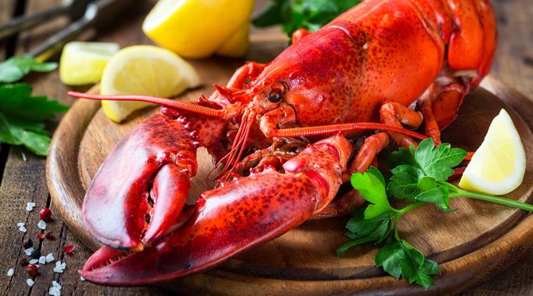 restaurant gets lobsters high on marijuana before killing them, lobster, marijuana, lobster smokes marijuana