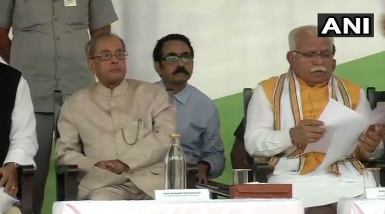 Former president Pranab Mukherjee and Haryana Chief Minister Manohar Lal Khattar at the event in Gurugram on Sunday. (ANI)