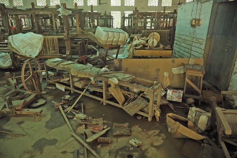 Kerala floods, Kerala floods 2018, Chendamangalam, Chendamangalam handloom industry, Chendamanglam handloom photos, handloom industry chendamangalam, Chendamangalam handloom textiles, handloom textiles industry kerala, kerala handloom industry, Chendamangala kerala, chendamangalam handlooms, Kerala news, Indian Express,
