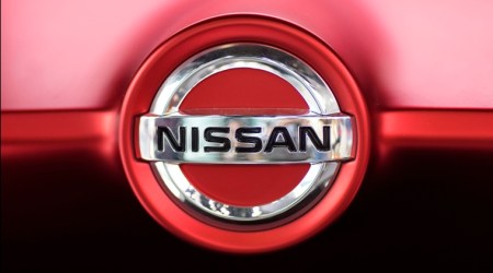 Nissan to focus on premium models, unveils luxury SUV Kicks