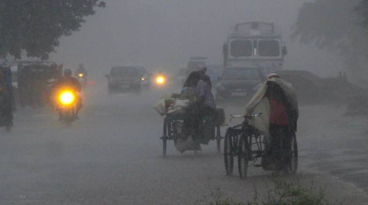 Cyclone Daye in Odisha HIGHLIGHTS: Heavy rain likely today ...