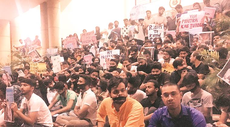Students protest against curbs at law school in Raipur