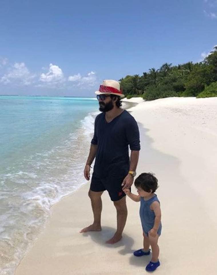 Kareena Kapoor Khan, Saif Ali Khan, Taimur Ali Khan, Soha Ali Khan, Kunal Kemmu and Inaaya Naumi Kemmu's Maldives vacation