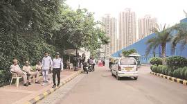sewer deaths, moti nagar sewer deaths, DLF Capital Greens, delhi police sewer deaths, sewer deaths senior manager held