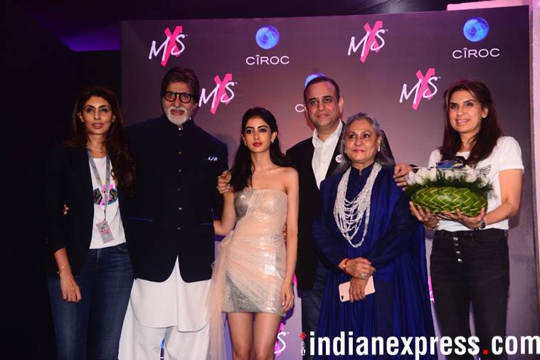 amitabh bachchan family