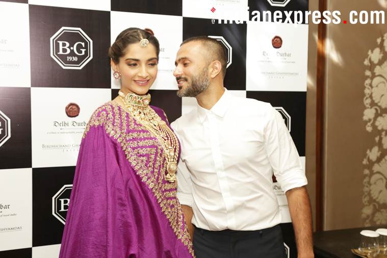sonam kapoor anand ahuja photos