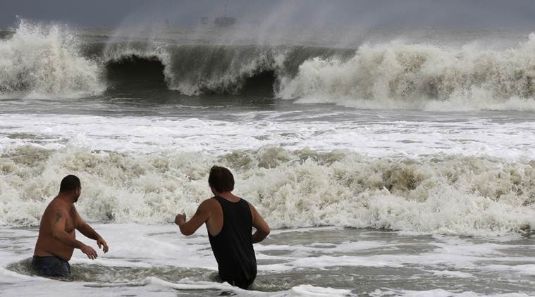 Gordon may hit Gulf Coast as hurricane after nightfall Gordon may hit Gulf Coast as hurricane after nightfall