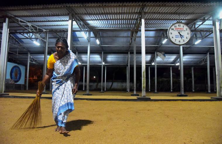 swachh bharat, Mahatma Gandhi, swachh bharat mission, gandhi jayanti, Mahatma Gandhi 150th annivarssary, clean india, narendra modi, pm modi, mahatma gandhi 150th birth anniversary, mahatma gandhi, safai karmcharis, swachh bharat anniversary, indian express