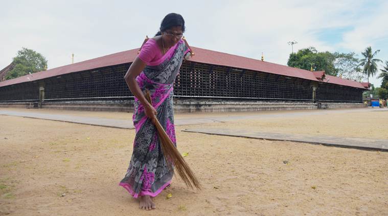 swachh bharat, Mahatma Gandhi, swachh bharat mission, gandhi jayanti, Mahatma Gandhi 150th annivarssary, clean india, narendra modi, pm modi, mahatma gandhi 150th birth anniversary, mahatma gandhi, safai karmcharis, swachh bharat anniversary, indian express