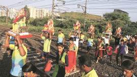 thane village ganesh immersion, Ganesh festival, Thakurli, Thakurli, indian express