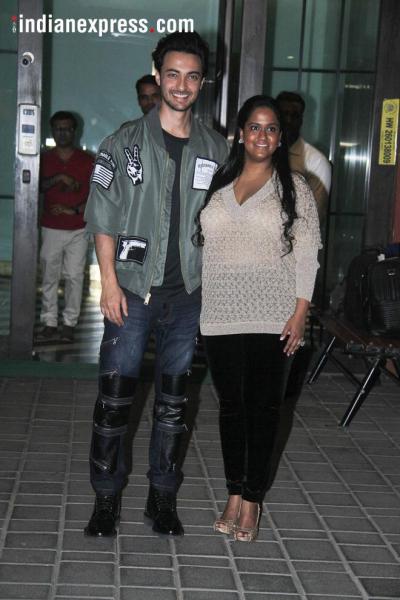 arpita khan sharma at aayush sharma birthday party 