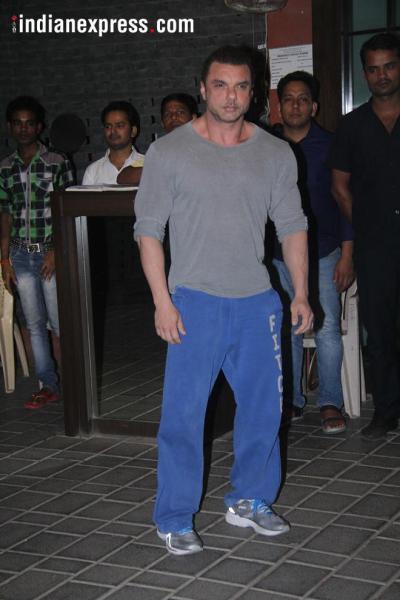 aayush sharma birthday photos 